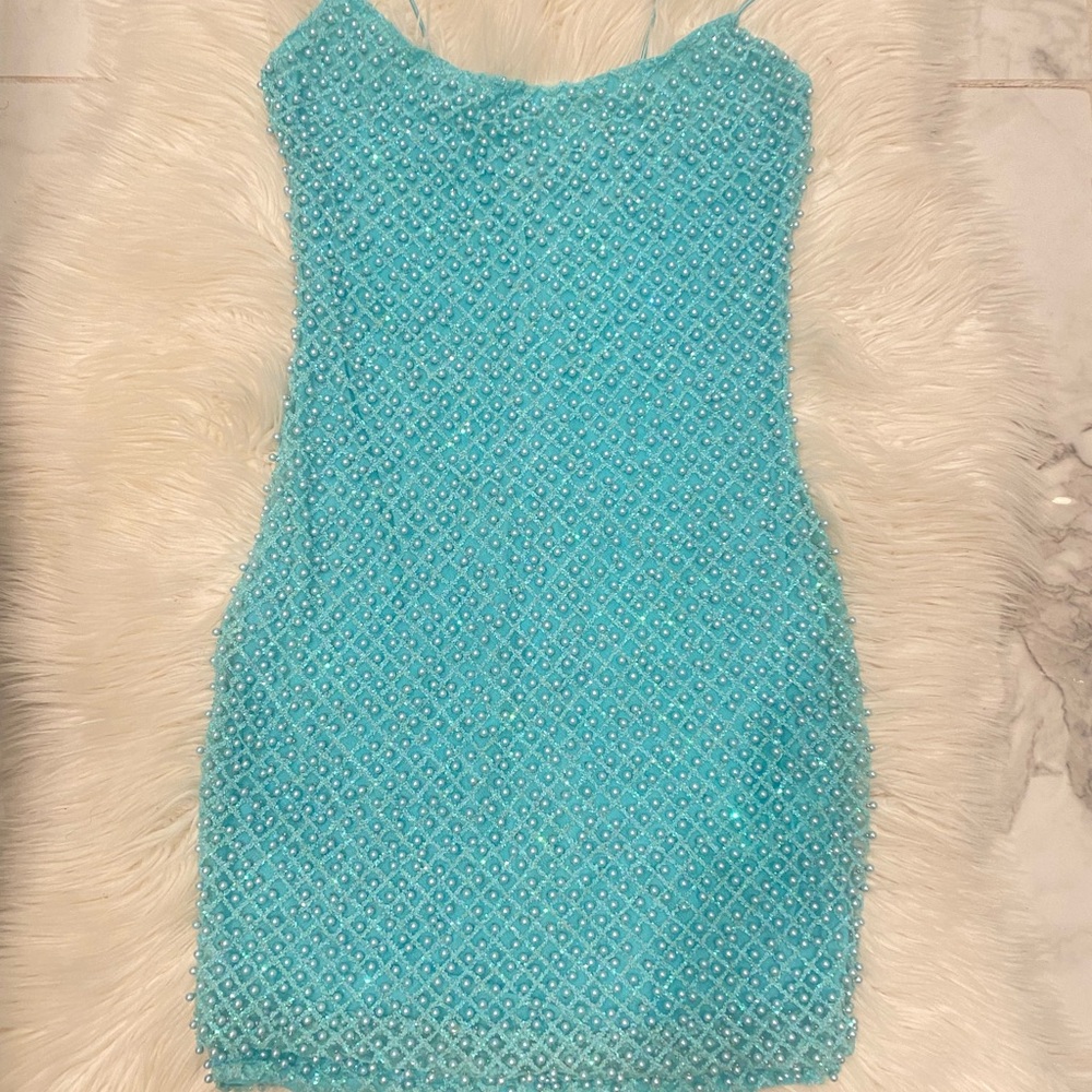 Oh polly drop a glint blue dress in size UK10 US6 worn once